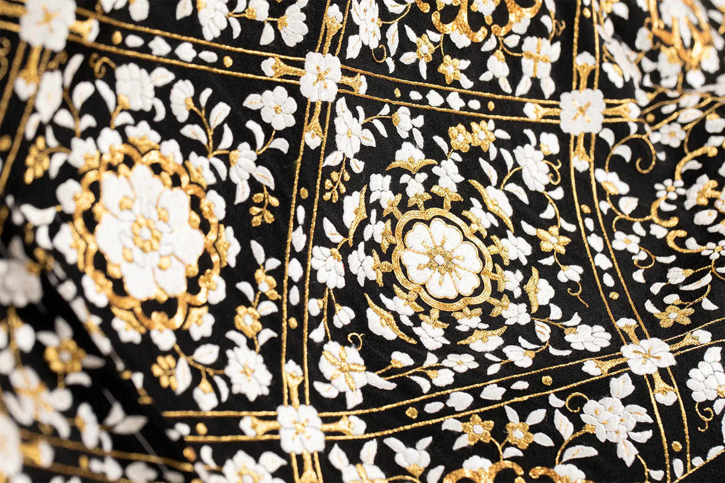 黒留袖 総手刺繍